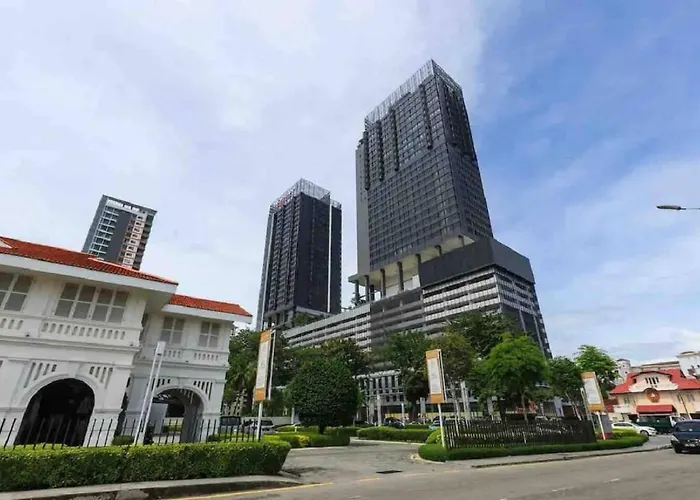 Tropicana 218 Macalister Netflix Unit By Blue Sky Holidays