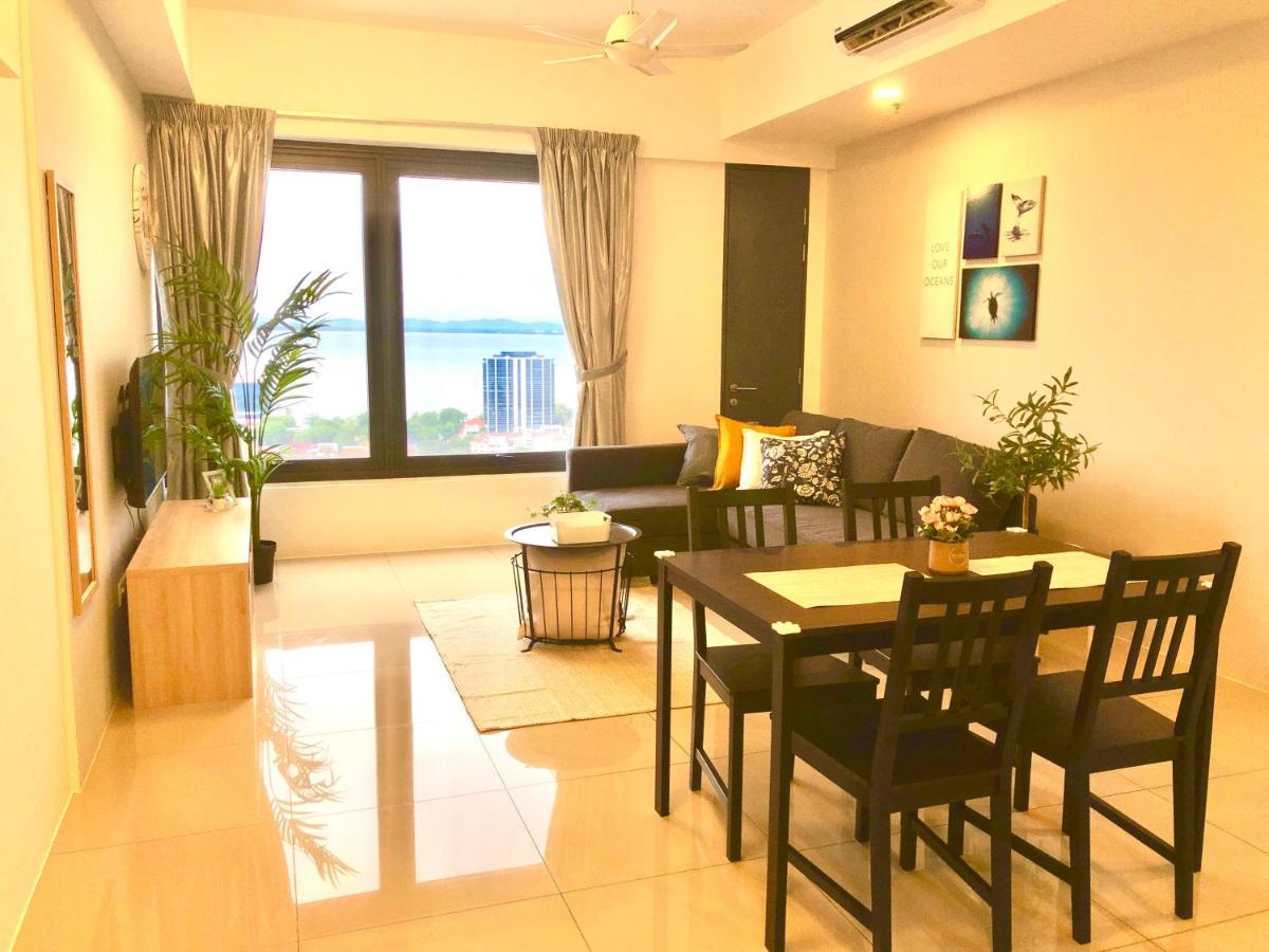 Tropicana 218 Macalister Netflix Unit By Blue Sky Holidays