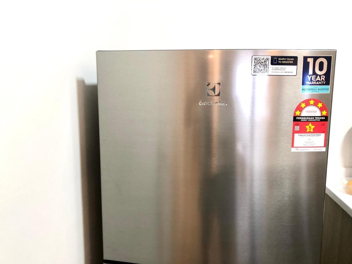 Tropicana 218 Macalister Netflix Unit By Blue Sky Holidays Apartment George Town