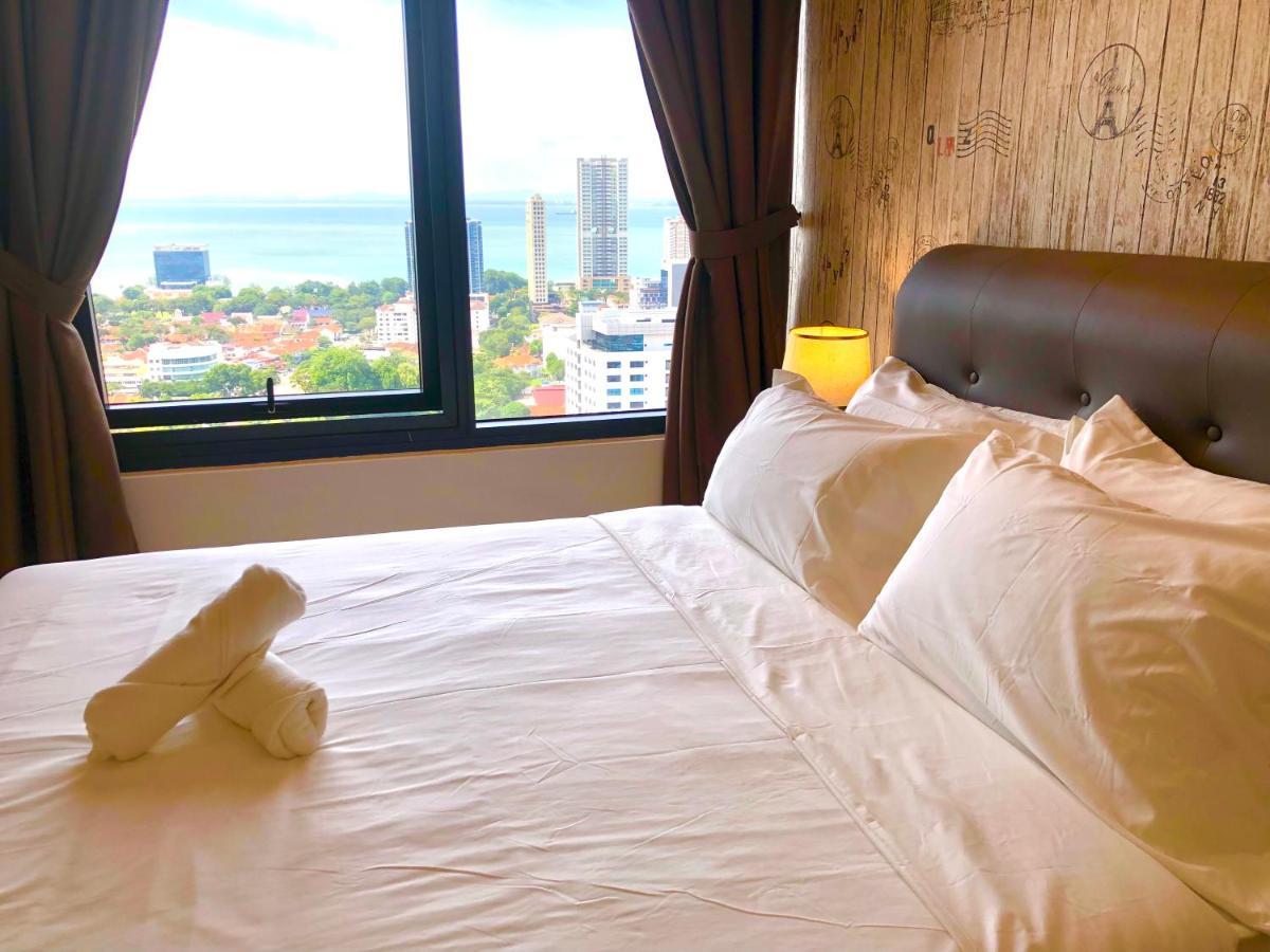 Tropicana 218 Macalister Netflix Unit By Blue Sky Holidays *