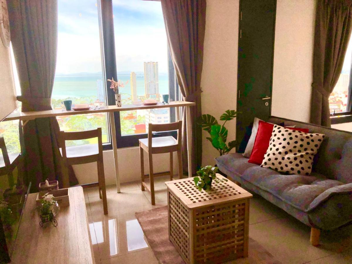 Tropicana 218 Macalister Netflix Unit By Blue Sky Holidays Apartment *