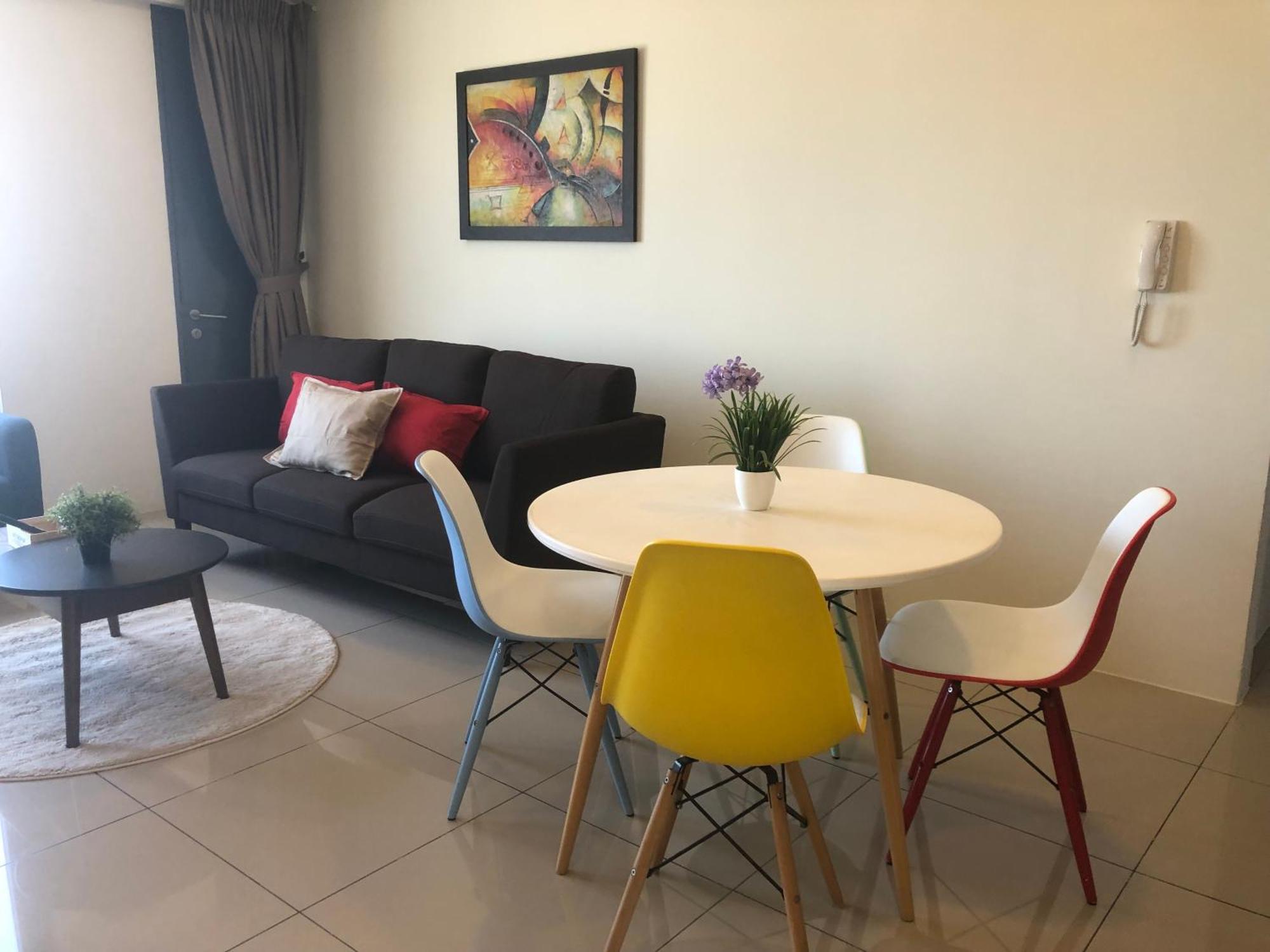 Apartment Tropicana 218 Macalister Netflix Unit By Blue Sky Holidays