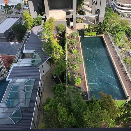 Tropicana 218 Macalister Netflix Unit By Blue Sky Holidays George Town Exterior photo