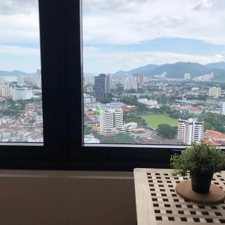 Tropicana 218 Macalister Netflix Unit By Blue Sky Holidays George Town Exterior photo