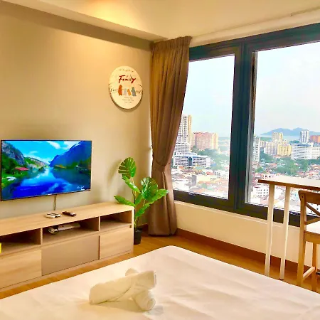 Tropicana 218 Macalister Netflix Unit By Blue Sky Holidays George Town Exterior photo