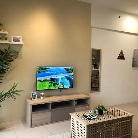 Tropicana 218 Macalister Netflix Unit By Blue Sky Holidays George Town Exterior photo