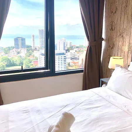 Tropicana 218 Macalister Netflix Unit By Blue Sky Holidays George Town Exterior photo