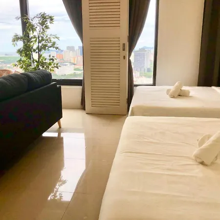 Tropicana 218 Macalister Netflix Unit By Blue Sky Holidays George Town Exterior photo