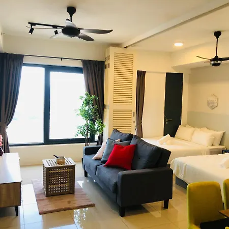 Tropicana 218 Macalister Netflix Unit By Blue Sky Holidays George Town Exterior photo