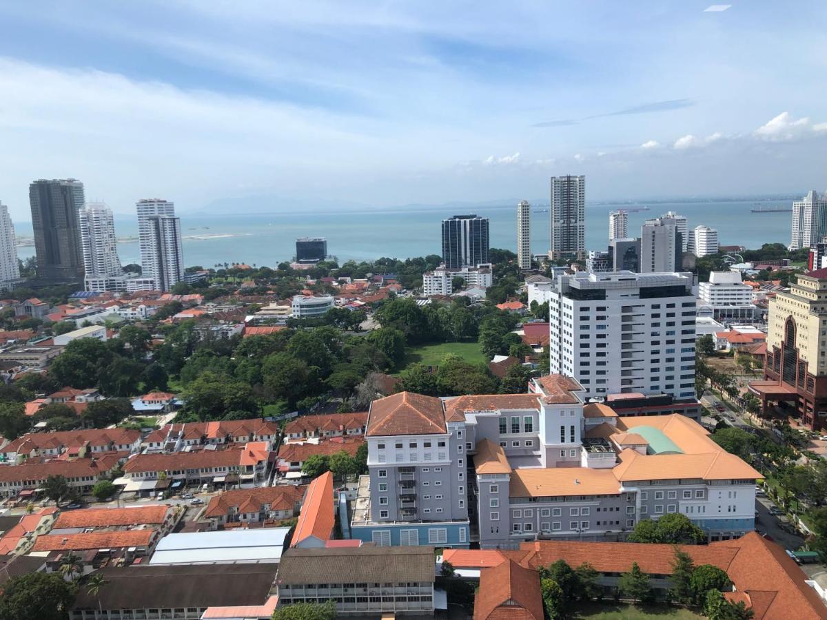 Apartemen Tropicana 218 Macalister Netflix Unit By Blue Sky Holidays George Town